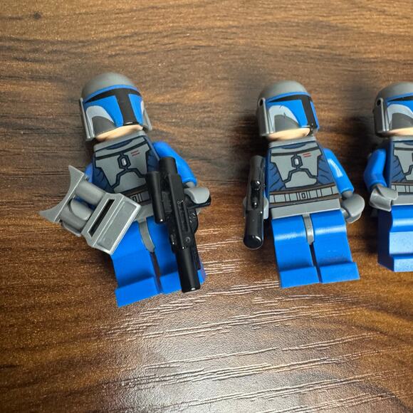 LEGO Star Wars 501st Clone Trooper Lot of 4 Phase 2 Blue Minifigures Weapons - Picture 5 of 5